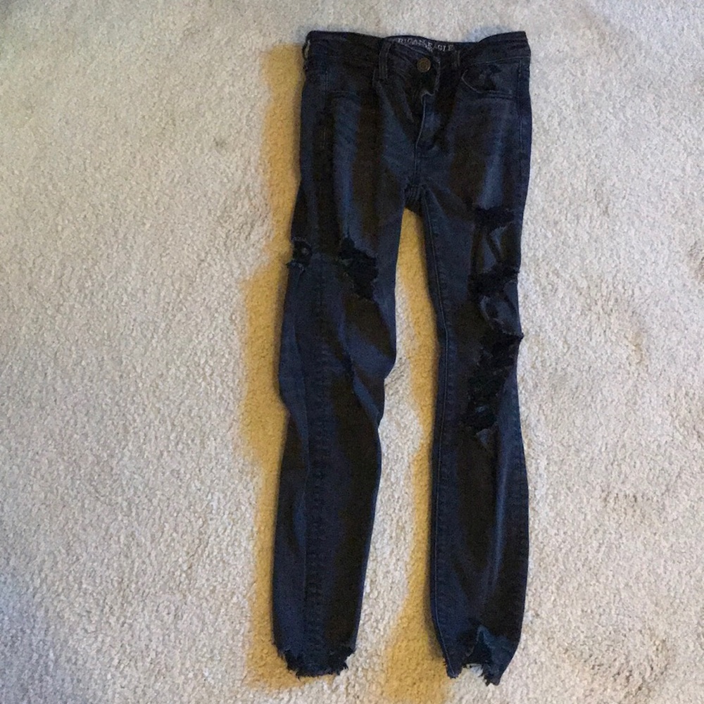 Black super stretch AE jeans with rips